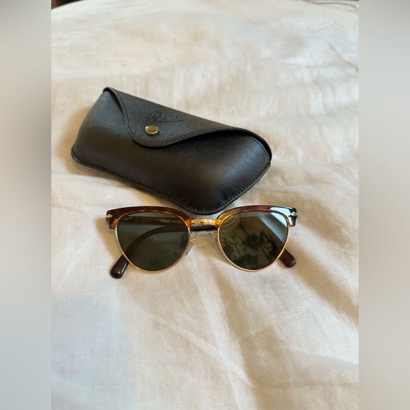Persol Accessories - Persol Cat Eye Sunglasses